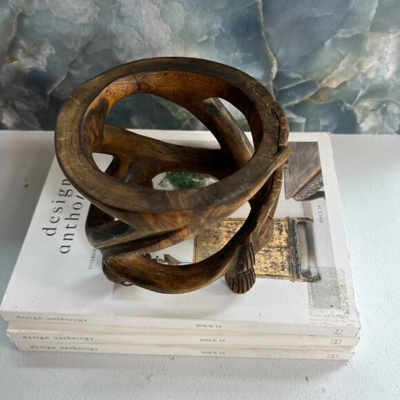 Abstract Handcarved Candle Holder Wooden Circle of Friends 5" Tall - Picture 6 of 12